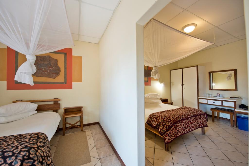 Oshakati Country Hotel Phòng bức ảnh