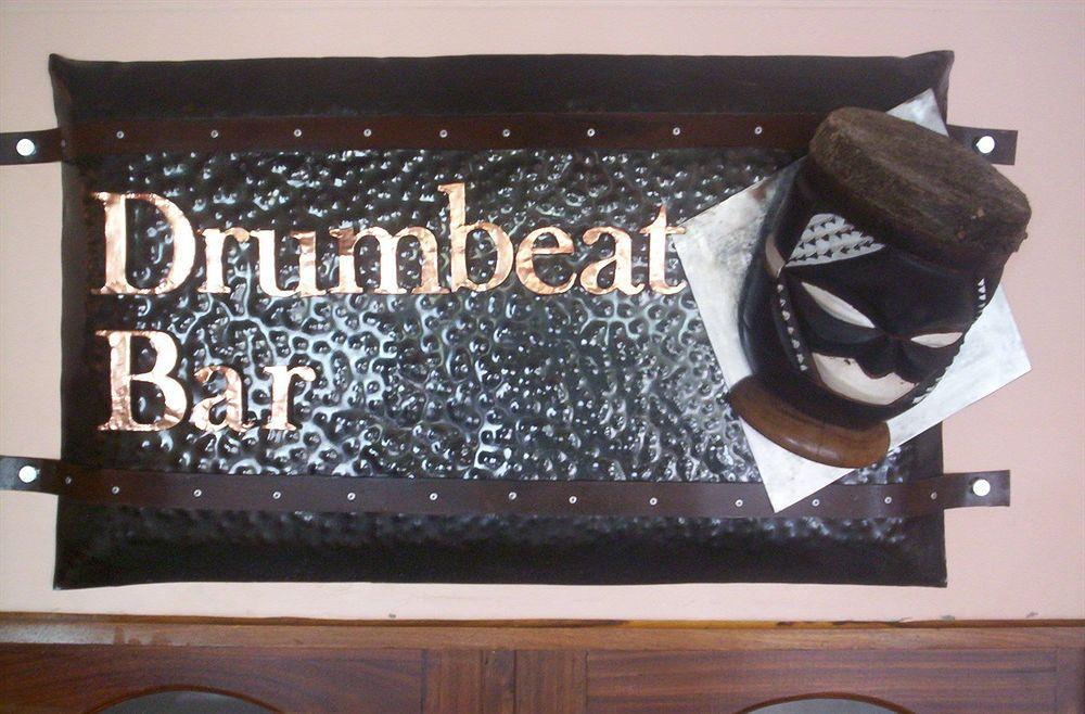 Oshakati Country Hotel Ngoại thất bức ảnh