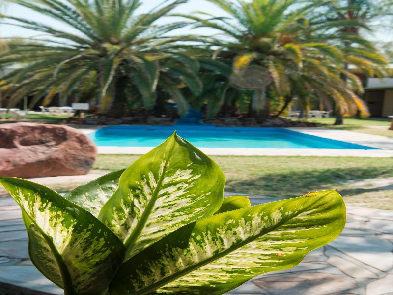Oshakati Country Hotel Ngoại thất bức ảnh